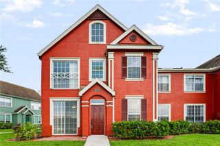 9818 LAKE CHASE ISLAND WAY 9818, Tampa, FL 33626
