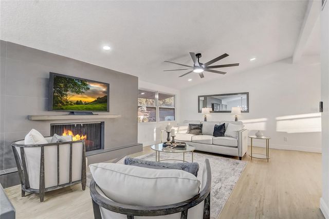 2419 CARIBBEAN COURT, Orlando, FL 32805