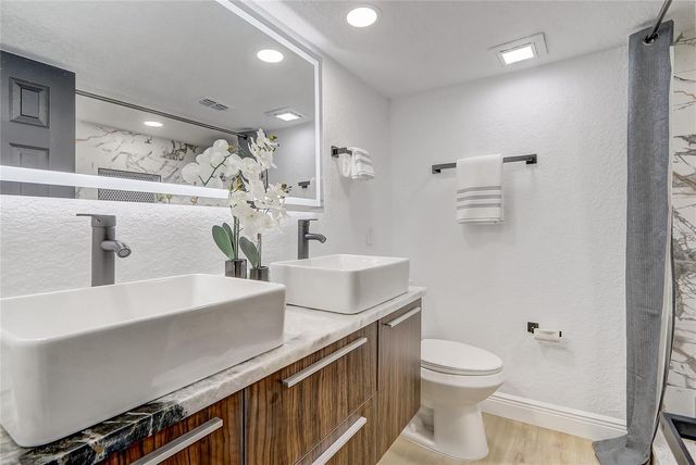 2419 CARIBBEAN COURT, Orlando, FL 32805