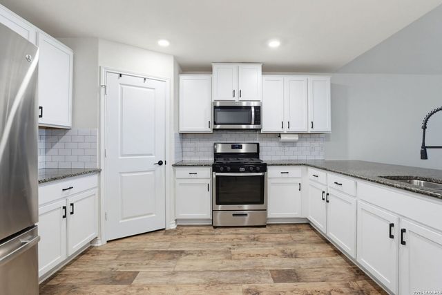 13420 Cadenza Crk, San Antonio, TX 78252