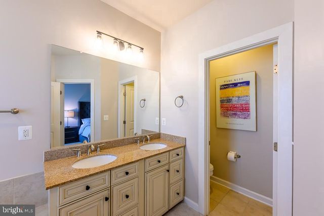 20649 DUXBURY TER, Ashburn, VA 20147