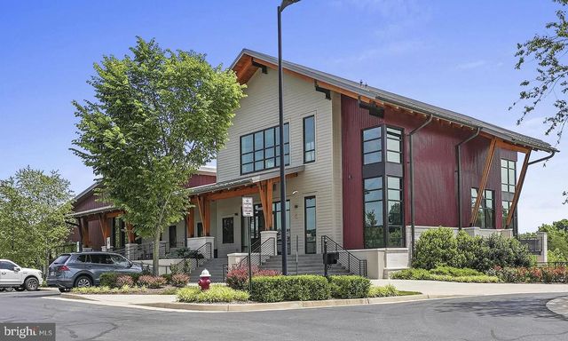 20649 DUXBURY TER, Ashburn, VA 20147