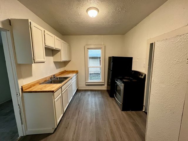1020 Clinton Street, Stephenville, TX 76401