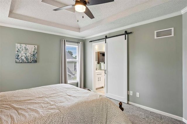 1617 Welleslay Lane, Liberty, MO 64068