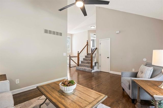 1617 Welleslay Lane, Liberty, MO 64068