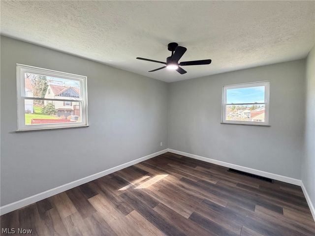 201 Wilshire Boulevard, Steubenville, OH 43952