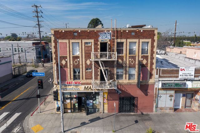 5929 S Broadway, Los Angeles, CA 90003