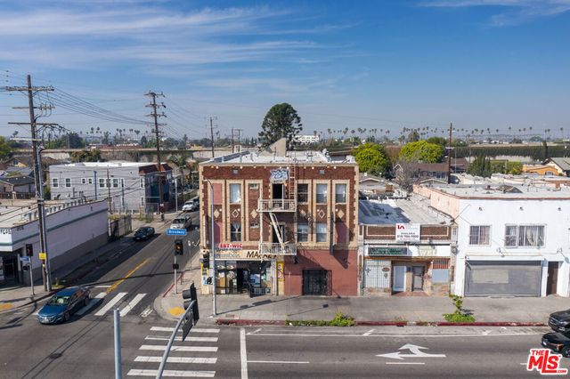 5929 S Broadway, Los Angeles, CA 90003