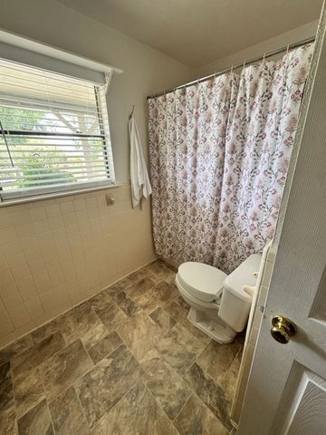 550 Brookshire Street, Powell, TX 75153