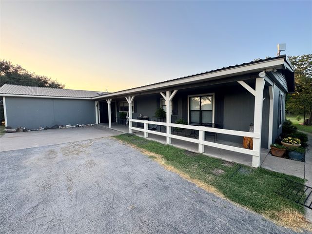 550 Brookshire Street, Powell, TX 75153
