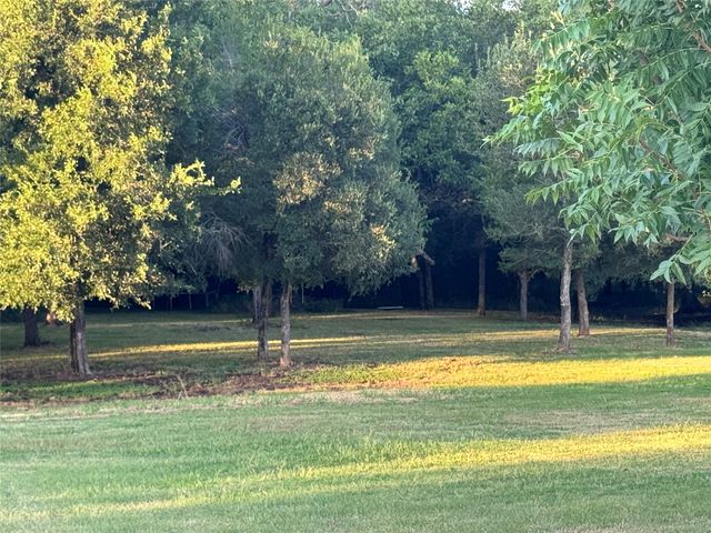 550 Brookshire Street, Powell, TX 75153