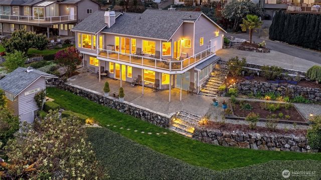 269 Burke Drive, Camano Island, WA 98282