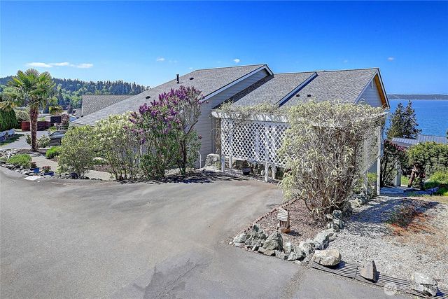 269 Burke Drive, Camano Island, WA 98282