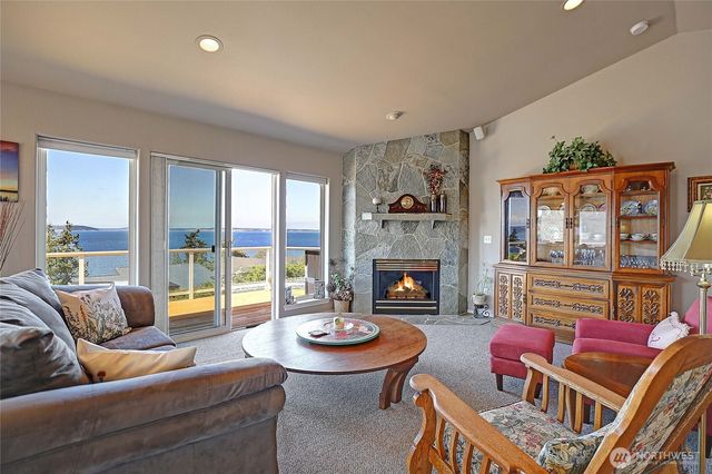 269 Burke Drive, Camano Island, WA 98282