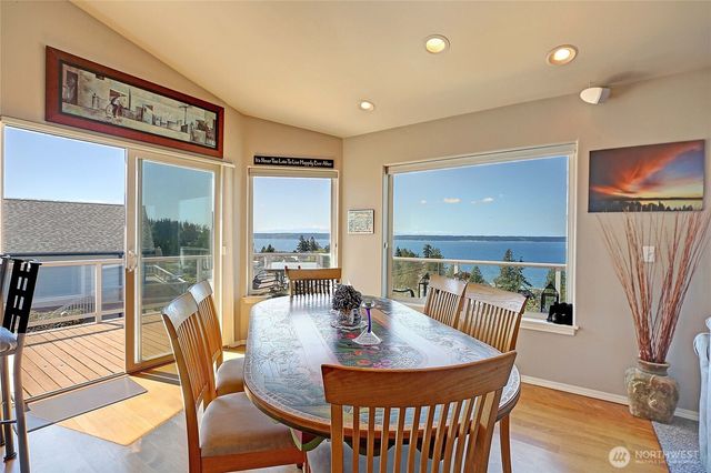 269 Burke Drive, Camano Island, WA 98282
