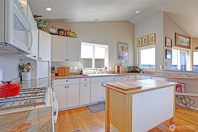 269 Burke Drive, Camano Island, WA 98282