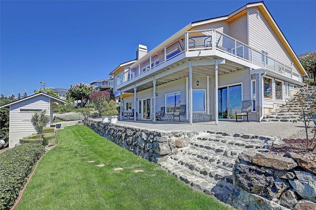 269 Burke Drive, Camano Island, WA 98282