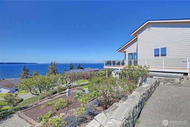 269 Burke Drive, Camano Island, WA 98282