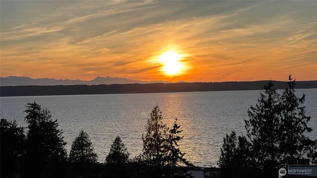 269 Burke Drive, Camano Island, WA 98282