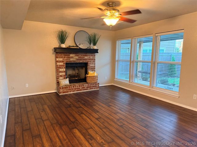 13010 E 77th Court North, Owasso, OK 74055
