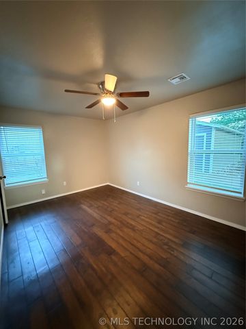 13010 E 77th Court North, Owasso, OK 74055
