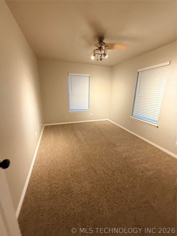 13010 E 77th Court North, Owasso, OK 74055