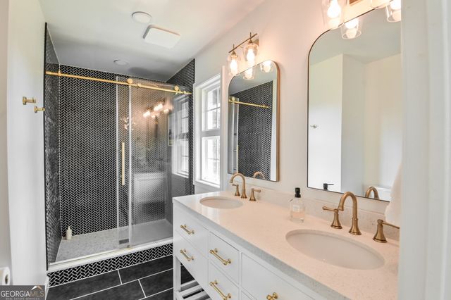 150 Sims Street, Winder, GA 30680