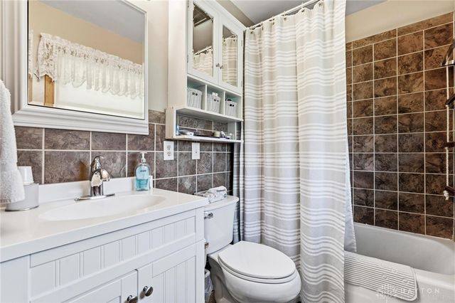 686 Kathryn Drive, Wilmington, OH 45177
