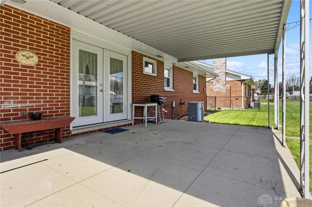 686 Kathryn Drive, Wilmington, OH 45177