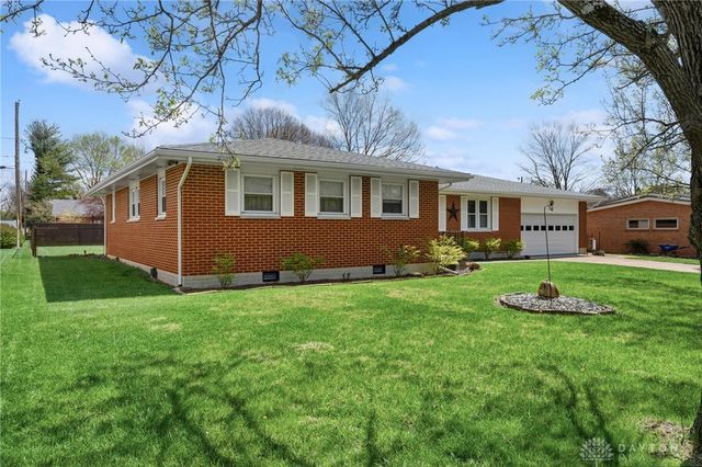 686 Kathryn Drive, Wilmington, OH 45177