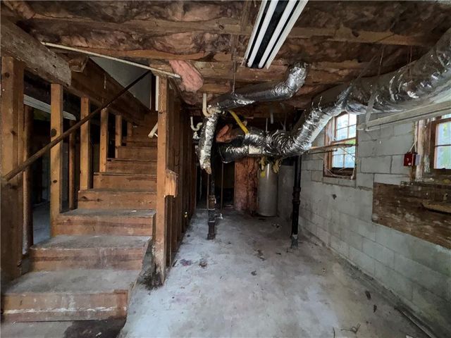 3955 Demooney Road, Atlanta, GA 30349