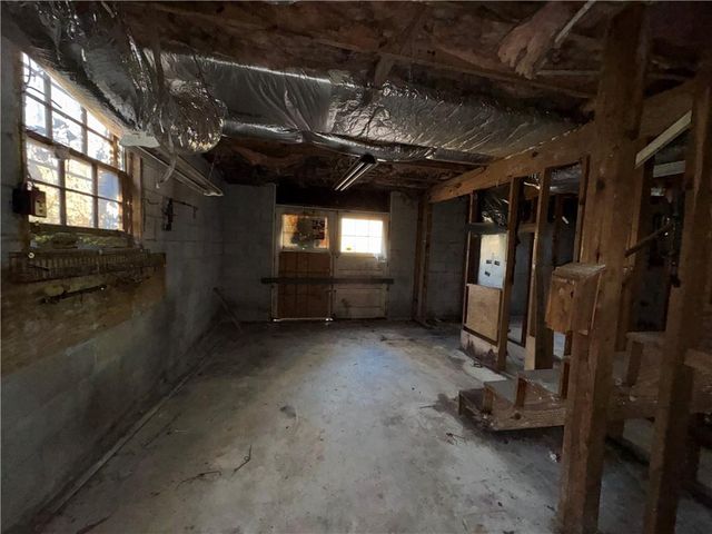 3955 Demooney Road, Atlanta, GA 30349