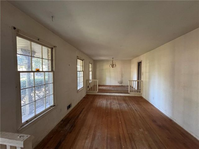 3955 Demooney Road, Atlanta, GA 30349