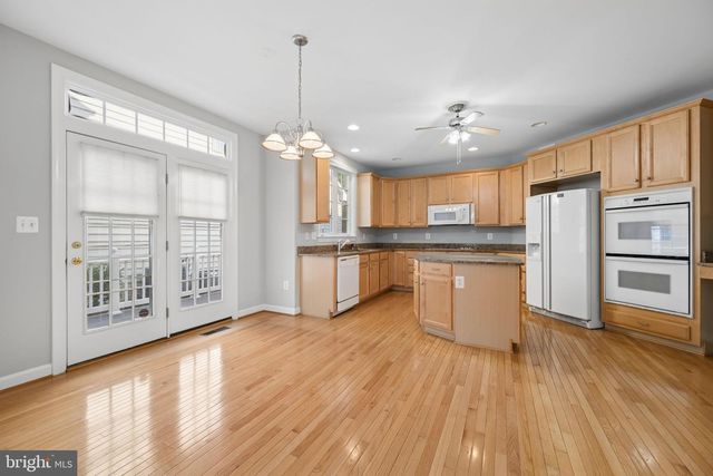 3830 GLEN EAGLES DR, Silver Spring, MD 20906