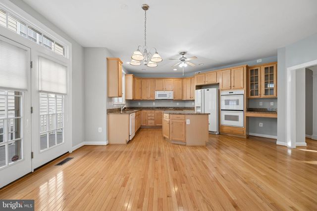 3830 GLEN EAGLES DR, Silver Spring, MD 20906
