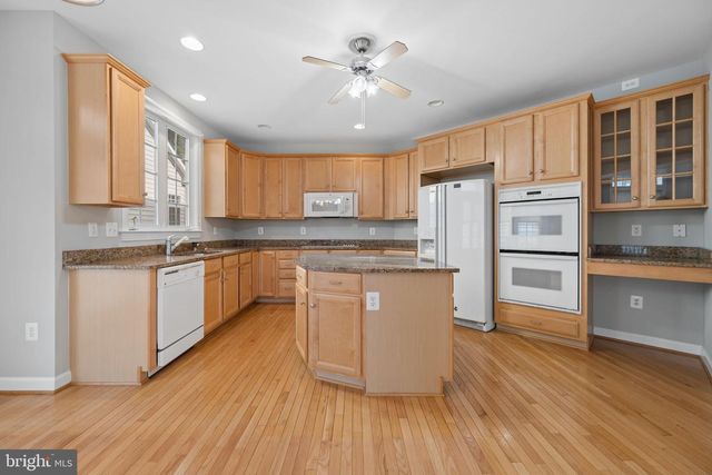 3830 GLEN EAGLES DR, Silver Spring, MD 20906