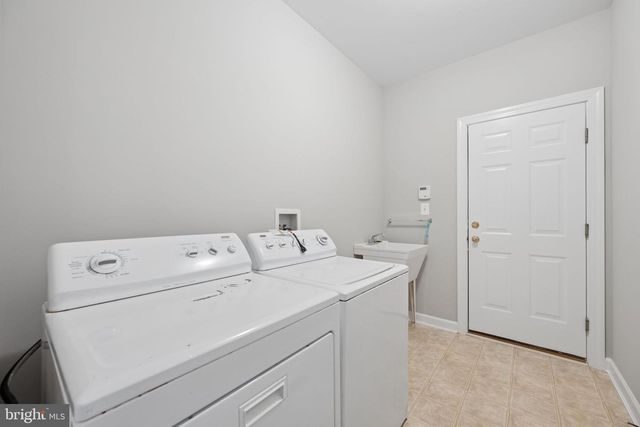 3830 GLEN EAGLES DR, Silver Spring, MD 20906
