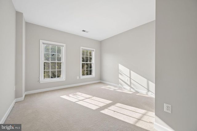 3830 GLEN EAGLES DR, Silver Spring, MD 20906