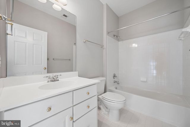 3830 GLEN EAGLES DR, Silver Spring, MD 20906