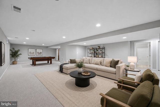 3830 GLEN EAGLES DR, Silver Spring, MD 20906