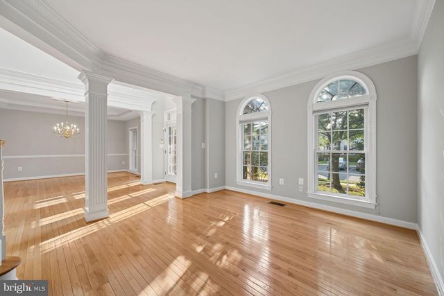 3830 GLEN EAGLES DR, Silver Spring, MD 20906