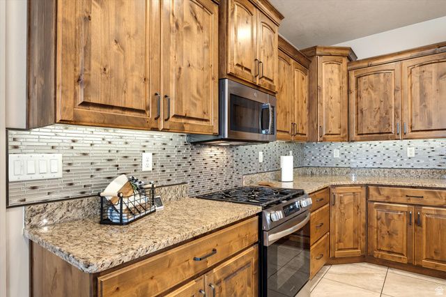 2707 W 220 N, Hurricane, UT 84737
