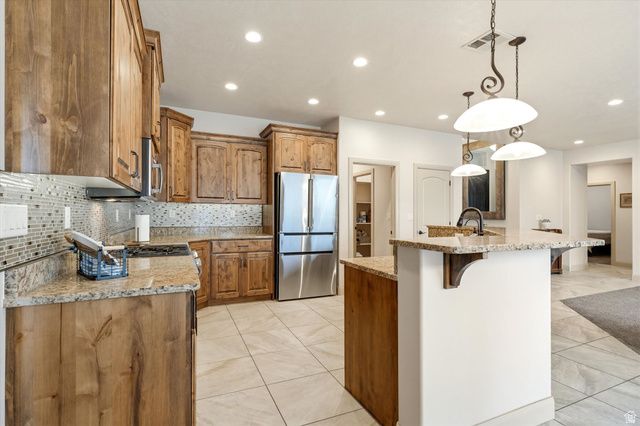 2707 W 220 N, Hurricane, UT 84737