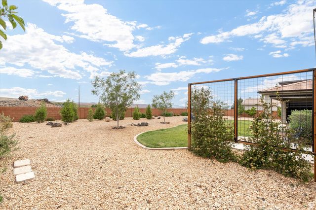 2707 W 220 N, Hurricane, UT 84737
