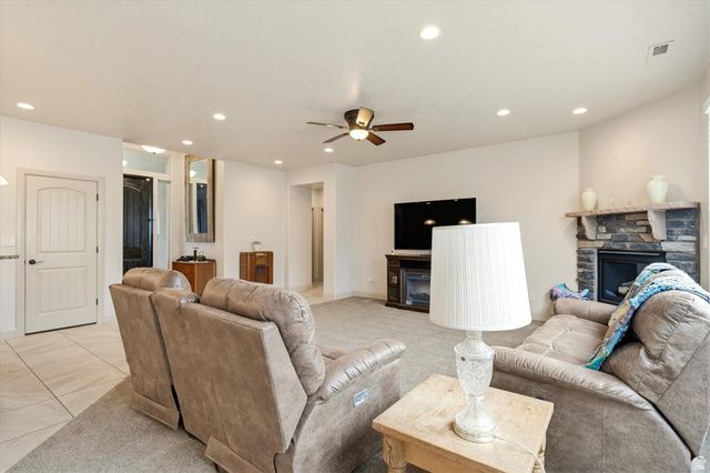 2707 W 220 N, Hurricane, UT 84737