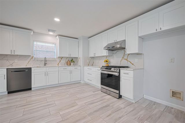 5914 Clerkenwell Drive, Houston, TX 77084