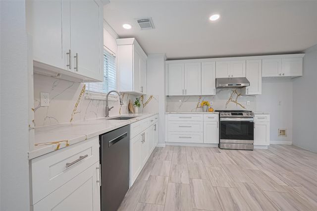 5914 Clerkenwell Drive, Houston, TX 77084