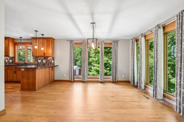 325 Townsvalley Road, River Falls, WI 54022