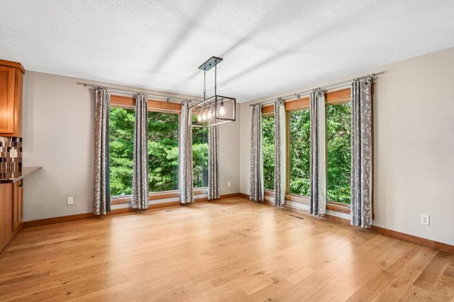 325 Townsvalley Road, River Falls, WI 54022