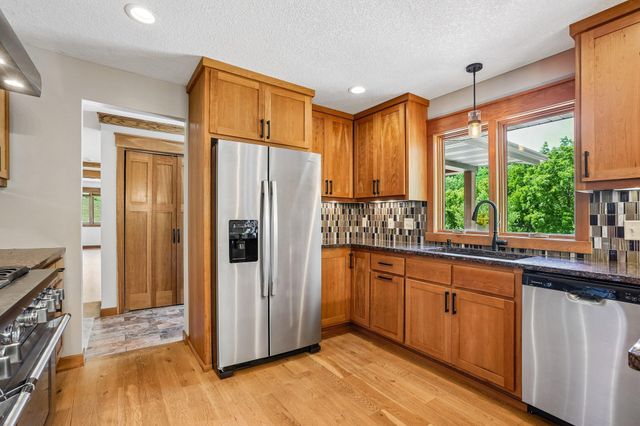 325 Townsvalley Road, River Falls, WI 54022